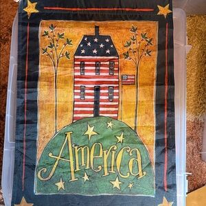 Patriotic America Garden Flag by New Creative.
